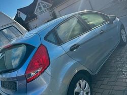 Blau Gebraucht 2009 Ford Fiesta Kleinwagen | 2.500 € (Fairer Preis)