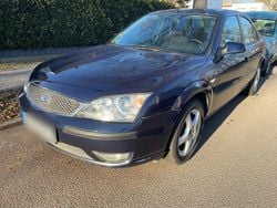 Blau Gebraucht 2006 Ford Mondeo Limousine | 1.990 € (Guter Preis)