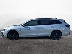Andere farbe Gebraucht 2025 VW Passat R-line Kombi | 51.750 € (Teuer)