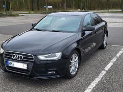 Schwarz Gebraucht 2012 Audi A4 Limousine | 11.600 € (Etwas zu teuer)