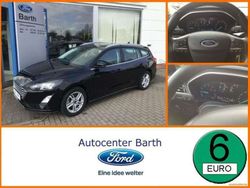 Obsidianschwarz (metallic) Gebraucht 2020 Ford Focus Cool & Connect Kombi | 18.890 € (Etwas zu teuer)