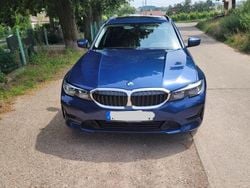 Blau Gebraucht 2021 BMW 320 Kombi | 24.599 € (Superpreis)