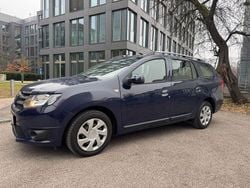 Blau Gebraucht 2016 Dacia Logan Lauréate Kombi | 5.900 € (Guter Preis)