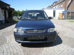 Blau Gebraucht 1999 Mazda Demio Van / Kleinbus | 1.200 € (Fairer Preis)