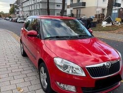Rot Gebraucht 2013 Skoda Fabia Fresh Kleinwagen | 3.750 € (Guter Preis)