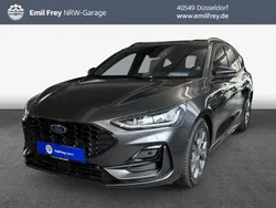 Magnetic metallic Gebraucht 2024 Ford Focus ST-Line Kombi | 25.450 € (Guter Preis)