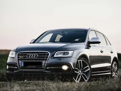 Grau Gebraucht 2017 Audi SQ5 Competition SUV | 22.900 € (Guter Preis)