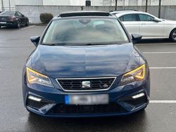 Blau Gebraucht 2019 Seat Leon Beats Limousine | 16.900 € (Fairer Preis)