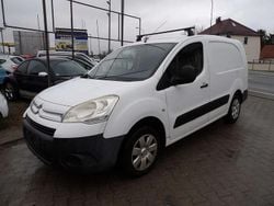 Weiß Gebraucht 2012 Citroën Berlingo Van / Kleinbus | 4.999 € (Fairer Preis)