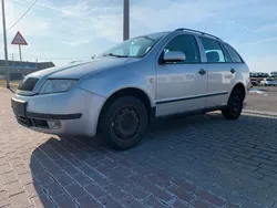 Grau Gebraucht 2003 Skoda Fabia Classic Kombi | 690 € (Superpreis)