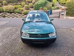 Grün Gebraucht 2002 VW Golf IV Limousine | 1.200 € (Superpreis)