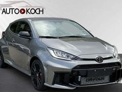 Silber Neu 2025 Toyota Yaris Limousine | 47.940 € (Guter Preis)