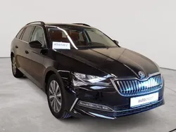 Blackmagic perleffekt Gebraucht 2022 Skoda Superb Ambition Kombi | 24.090 € (Guter Preis)