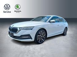 Weiß Gebraucht 2021 Skoda Octavia Style Kombi | 22.570 € (Fairer Preis)