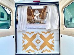 Weiß Gebraucht 2013 Peugeot Boxer Van | 49.000 €