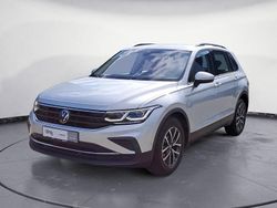 Reflexsilber metallic Gebraucht 2023 VW Tiguan Life SUV | 27.820 € (Guter Preis)