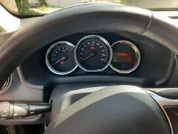 Grau Gebraucht 2018 Dacia Sandero Celebration Kleinwagen | 8.750 € (Fairer Preis)