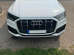 Weiß Gebraucht 2020 Audi Q7 Comfort SUV | 35.000 €