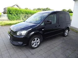 Schwarz Gebraucht 2012 VW Caddy Van / Kleinbus | 7.790 € (Guter Preis)