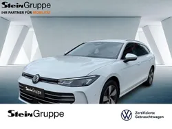 Weiß Gebraucht 2024 VW Passat Business Kombi | 32.030 € (Guter Preis)