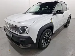 Arktis weiß Neu 2025 Renault 4 E-Tech Iconic SUV | 40.149 € (Teuer)
