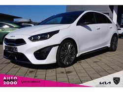 Weiss Neu 2025 Kia Ceed GT GT-Line Limousine | 31.450 €