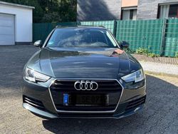 Grau Gebraucht 2017 Audi A4 Performance Limousine | 18.900 € (Fairer Preis)