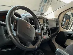 Weiß Gebraucht 2017 Peugeot Boxer Van | 24.500 €