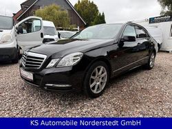 Schwarz Gebraucht 2010 Mercedes E200 Limousine | 10.900 € (Fairer Preis)