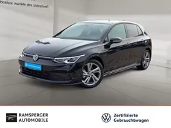 Schwarz (grenadillschwarz metallic) Gebraucht 2024 VW Golf VIII R-line Limousine | 28.890 € (Fairer Preis)