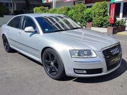 Silber Gebraucht 2010 Audi A8 Limousine | 8.990 €
