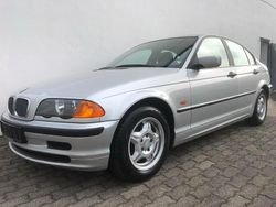 Silber Gebraucht 1998 BMW 318 Limousine | 2.999 € (Fairer Preis)
