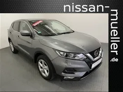 Grau Gebraucht 2018 Nissan Qashqai Acenta SUV | 18.380 € (Teuer)