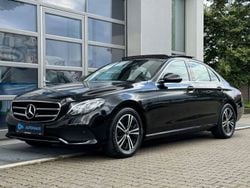 Obsidianschwarz Gebraucht 2020 Mercedes E200 Avantgarde Limousine | 28.790 € (Etwas zu teuer)