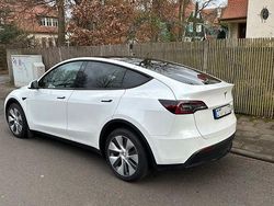 Weiß Gebraucht 2022 Tesla Model Y Long Range AWD SUV | 37.900 € (Fairer Preis)