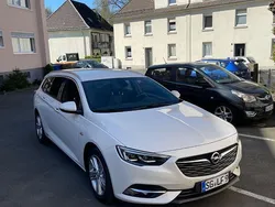 Weiß Gebraucht 2018 Opel Insignia Innovation Kombi | 12.500 € (Guter Preis)