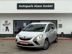Grau Gebraucht 2012 Opel Zafira Tourer Van / Kleinbus | 4.999 € (Guter Preis)