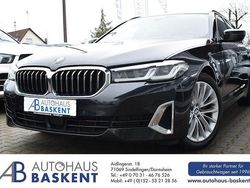 Schwarz Gebraucht 2022 BMW 520 Luxury Line Kombi | 27.890 € (Fairer Preis)