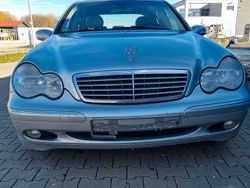 Silber Gebraucht 2003 Mercedes C180 Avantgarde Limousine | 1.199 € (Superpreis)