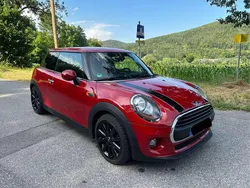 Rot Gebraucht 2017 Mini ONE Kleinwagen | 11.200 € (Fairer Preis)