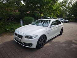 Weiß Gebraucht 2014 BMW 530 Luxury Line Limousine | 22.999 €