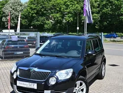 Schwarz Gebraucht 2010 Skoda Yeti Ambition SUV | 4.990 € (Guter Preis)