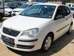 Weiß Gebraucht 2009 VW Polo Comfortline Limousine | 900 € (Superpreis)