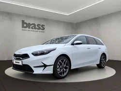Carraraweiss Neu 2025 Kia Ceed 4 | 26.990 € (Etwas zu teuer)
