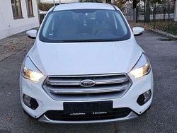Frozen white Gebraucht 2016 Ford Kuga Trend SUV | 9.600 € (Superpreis)