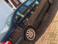 Schwarz Gebraucht 2000 BMW 2000 Limousine | 1.200 €