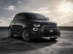 Schwarz Neu 2025 Abarth 500e Kleinwagen | 38.940 € (Fairer Preis)