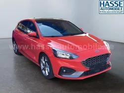 Rot Gebraucht 2020 Ford Focus ST Limousine | 16.999 € (Guter Preis)