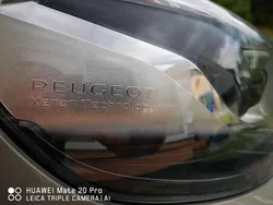 Grau Gebraucht 2018 Peugeot Traveller Business-Line Van / Kleinbus | 27.500 € (Guter Preis)