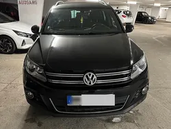Schwarz Gebraucht 2016 VW Tiguan SUV | 12.700 € (Guter Preis)